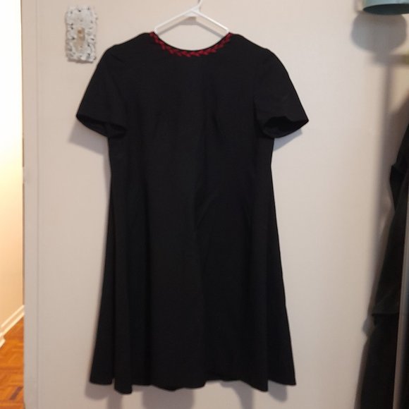With tags!! Elegant shift dress with side pleats by the genius Alexander McQueen - Picture 1 of 7